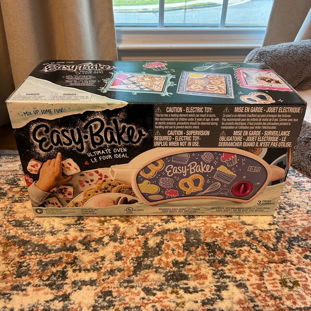 Easy-Bake Ultimate Oven